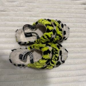 UGG FLUFF YEAH ANIMALIA SLINGBACK Slippers GUC. Sz 10 women’s